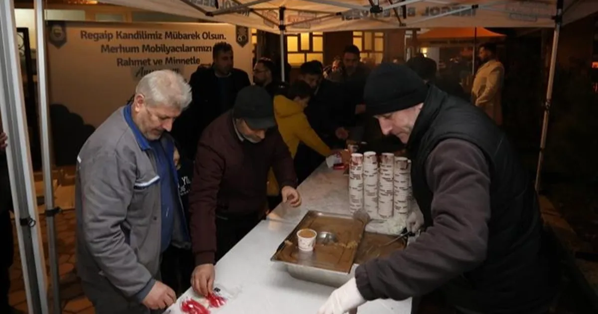 Bursa İnegöl’de helva geleneği Regaip Kandilinde de devam etti